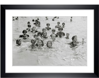 Swimming - bathing fun 1909 people in the water ART PRINT Poster Historical black and white photography - vintage pictures - gift idea