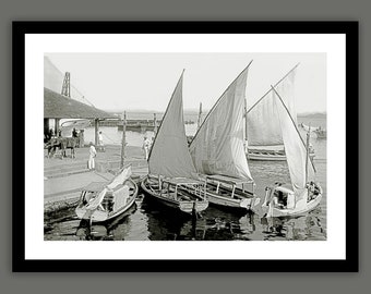 Segelboote im Hafen von San Juan um 1902  KUNSTDRUCK  Historische schwarz weiß Fotografie - Vintage - Fineart Print maritim Meer Spiegelung