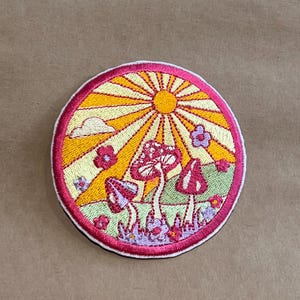 丸型マッシュルームパッチ アイロン接着パッチ | ハイ | バッジ | 太陽 | ハイ | 自然 | 花 | ギフト | 愛 | オルタナティブ | サークル | クラブ | 縫う