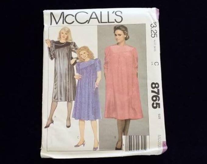 Vintage 1983 ladies dress sewing pattern size Medium Maternity dress