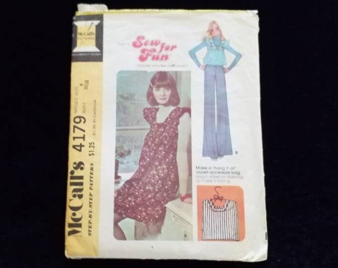 Vintage McCall's jumper with ruffle sleeves sewing pattern size 8