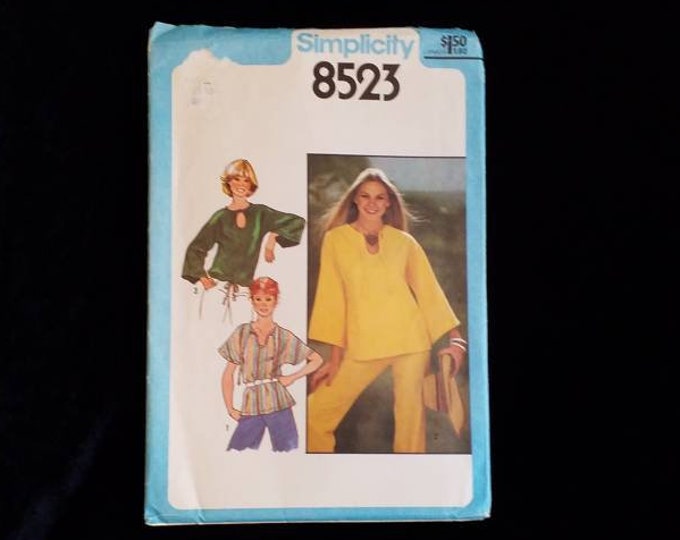 Vintage 1978 Simplicity 8523.  Poncho style pull-over shirt sewing pattern.  Uncut