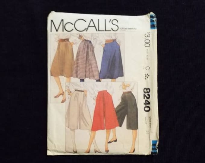 Vintage McCall's 8240.  Size 8 culottes and skirt sewing pattern. 1982.