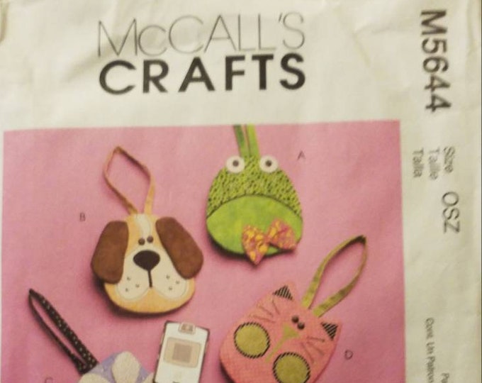 McCall's Crafts M5644 Cell phone case pattern