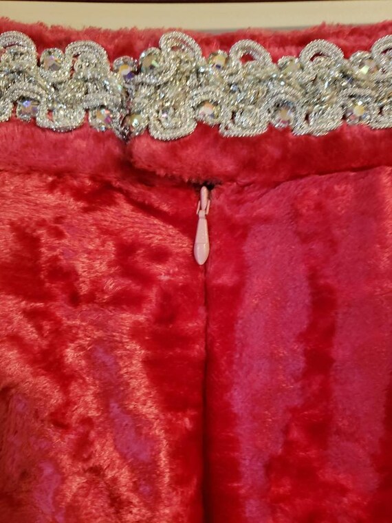 Vintage 1970's psychadelic red crushed velvet  fl… - image 7