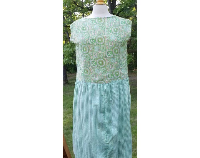 Vintage green gingham handmade house dress