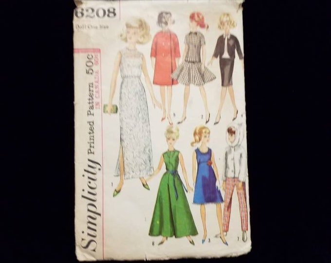 Simplicity 6208  vintage fashion wardrobe doll style clothing sewing pattern 1965.