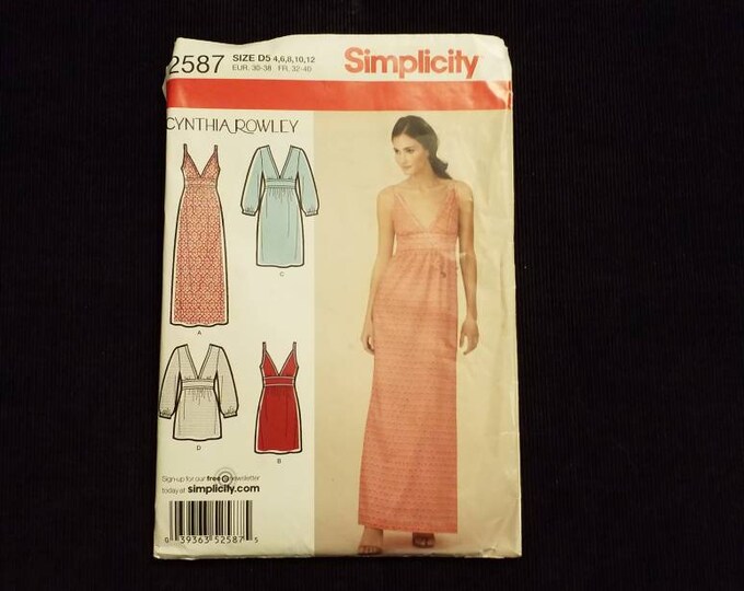 Simplicity 2587 dress sewing pattern.   New uncut sewing pattern.