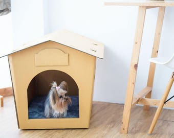 Eco Pet House With GREY BED PAD