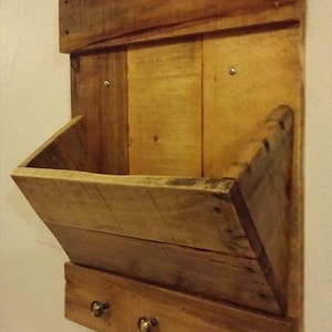 Mail organizer,pallet mail organizer,wall organizer,menu organizer,entryway organizer,rustic organizer,wall shelves,wooden mail organizer image 1