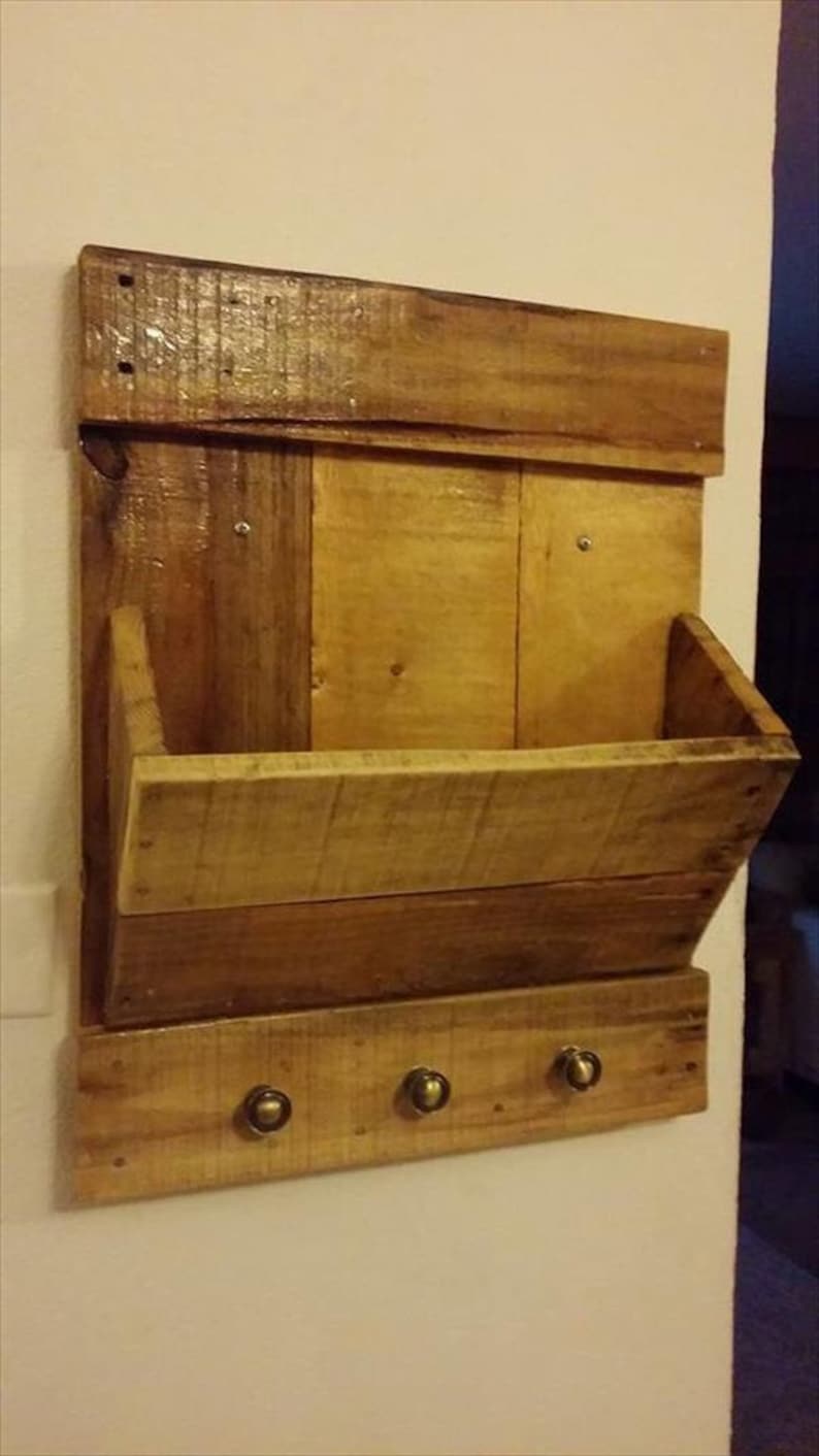 Mail organizer,pallet mail organizer,wall organizer,menu organizer,entryway organizer,rustic organizer,wall shelves,wooden mail organizer image 2