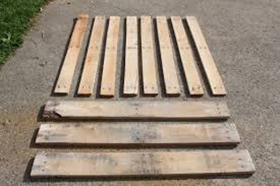 Pallet boards,pallet wood,pallet planks,reclaimed pallet wood,pallet wood boards,pallet planks,blank pallet planks,set of 14 boards
