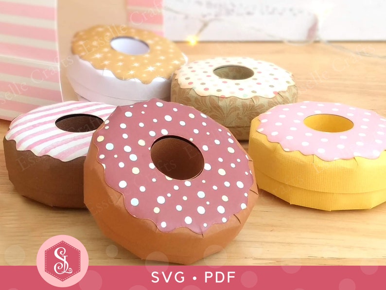 Doughnut Favour Box SVG PDF Templates. Doughnut Treat Box. Doughnut Party Box. Printable Donut Favor Box. 3D Doughnut Cut File. zdjęcie 1