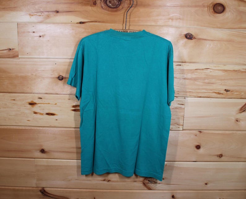 Vintage Women in Military Service Memorial Green Single Stitch Tshirt