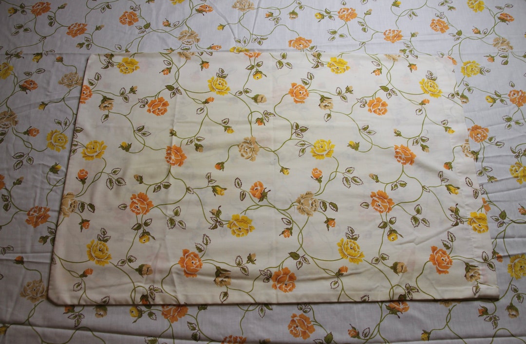 Vintage Yellow and Orange Flower Floral Pattern Flat Bed Sheet With ...