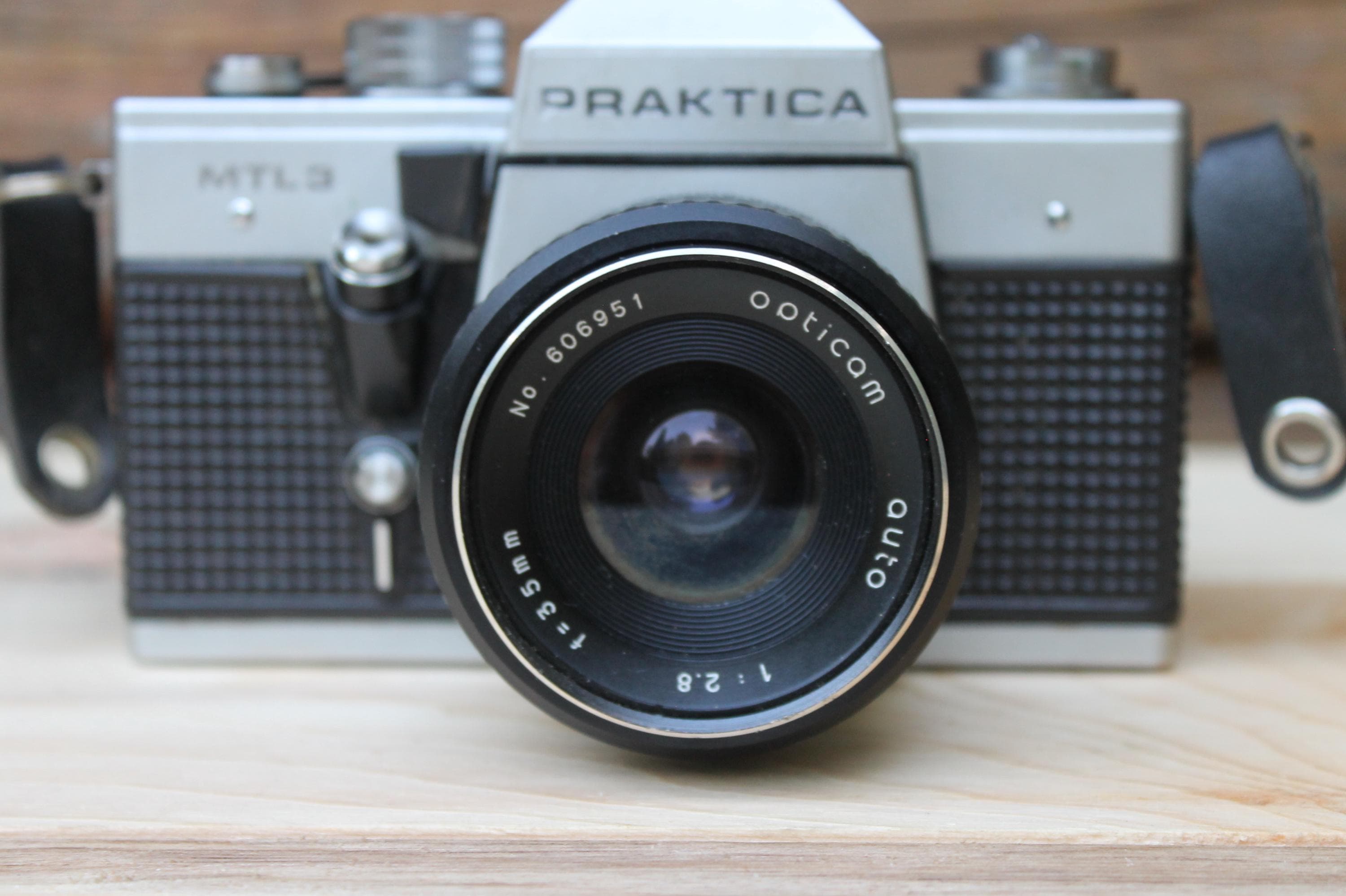 ヴィンテージ Praktica MTL3 35 mm フィルムカメラ（Opticam Auto 35