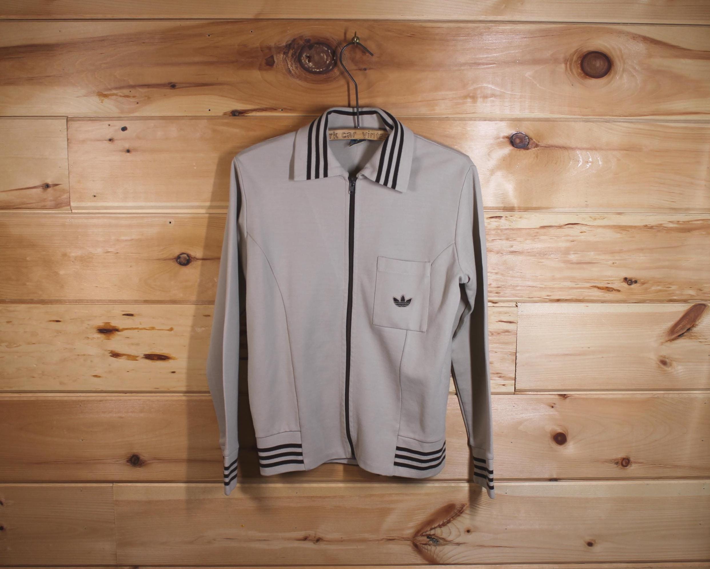 Champion 昭和レトロ　ヴィンテージ　シルバーシャカシャカ上下セット il_fullxfull.7571122271_py3c.jpg