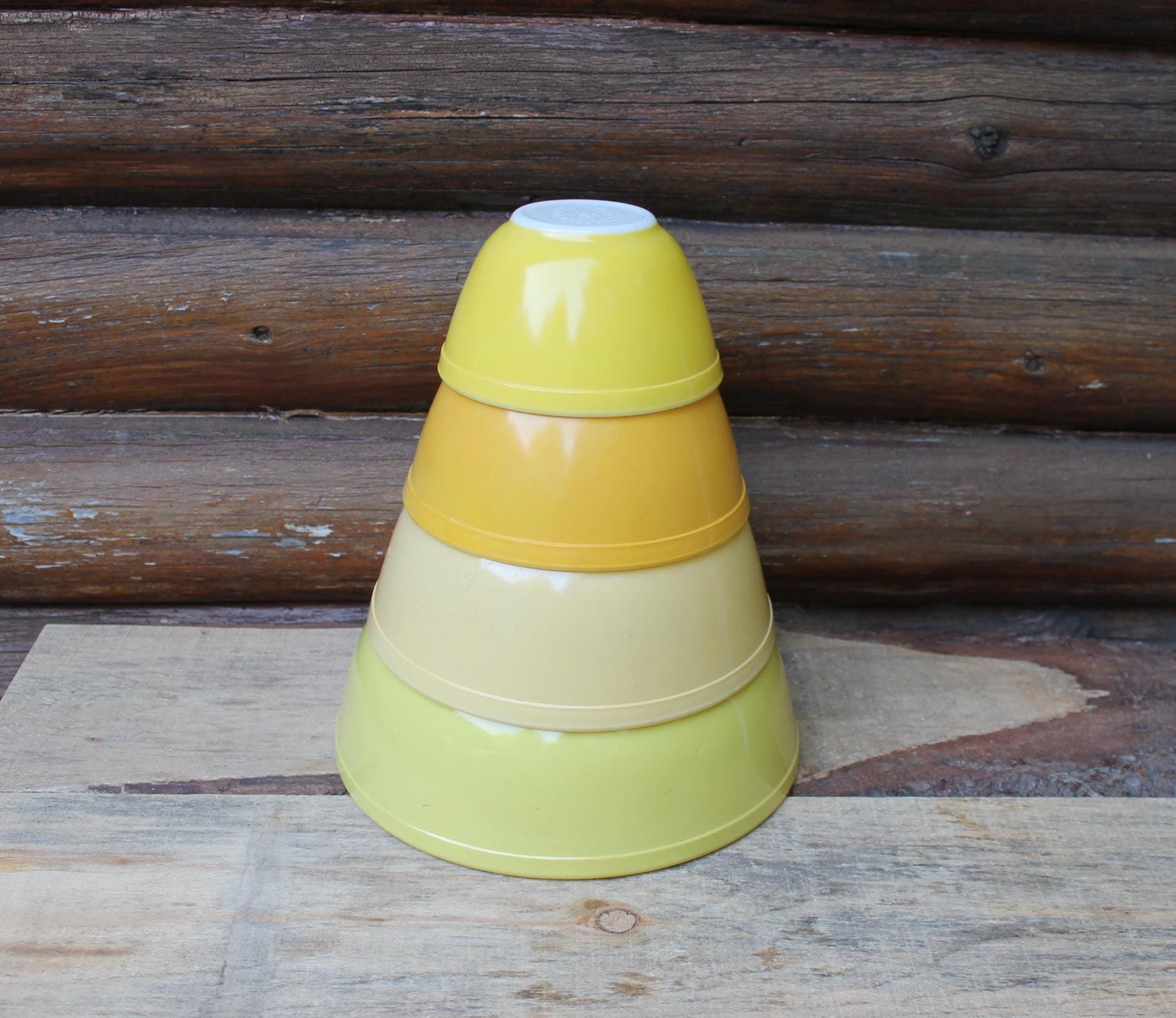 Vintage Yellow Pyrex Primary Bowl - Etsy