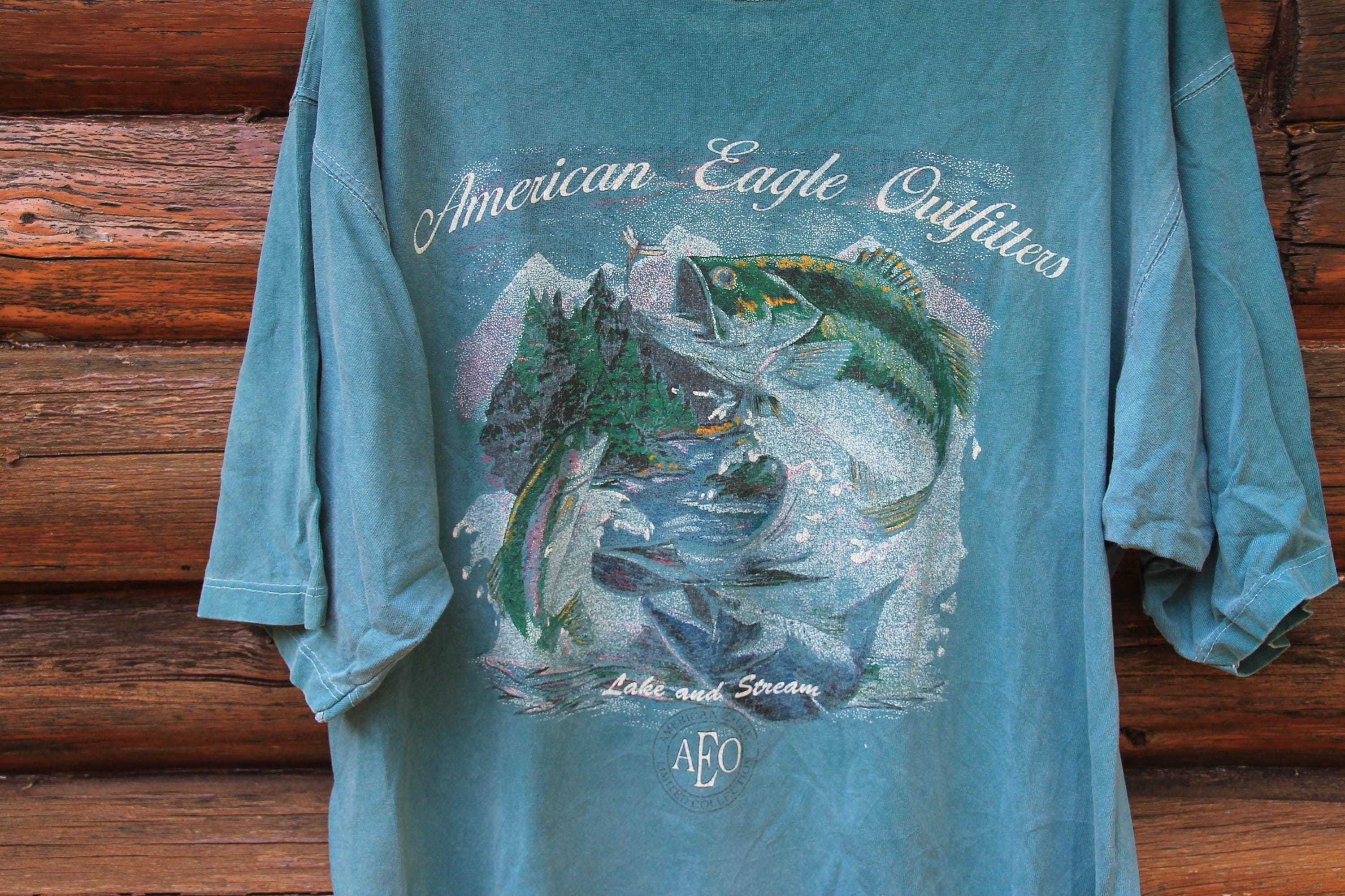 Ameri VINTAGE - yome ♦︎Ameri VINTAGE FISH TAIL TEE♦︎ Vintage American Eagle Outfitters Lake and Stream Fish Fishing