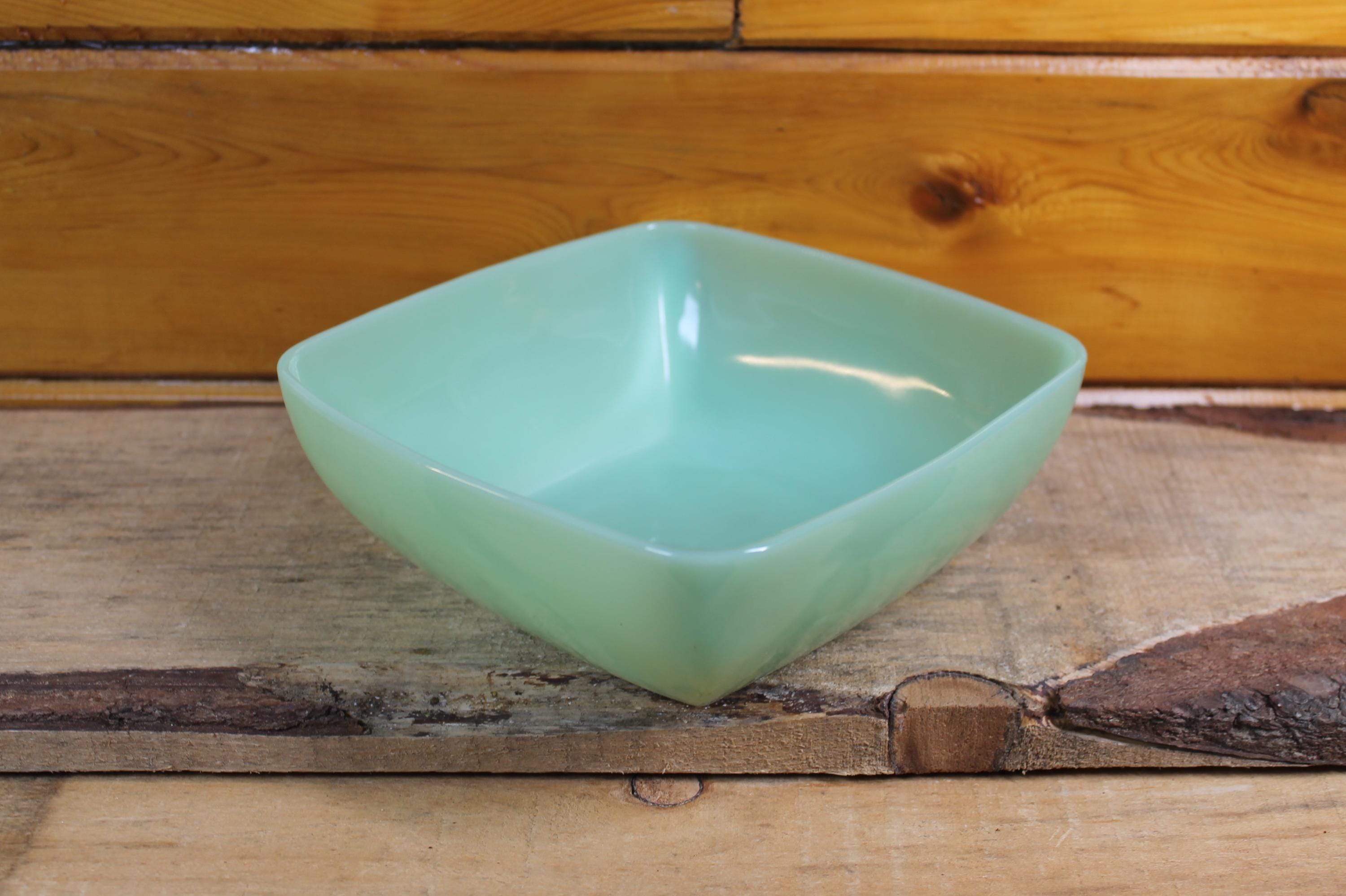 Vintage Fire King Green Charm Jadeite Square Salad Bowl 7 3/8