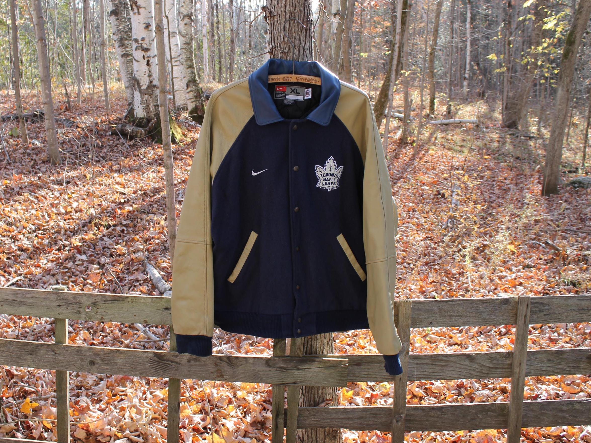 Maple leafs jacket - Etsy 日本