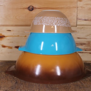 Vintage Pyrex Bowls Set of Cinderella Mixing Nesting Retro Country Kitchen Ware Decor