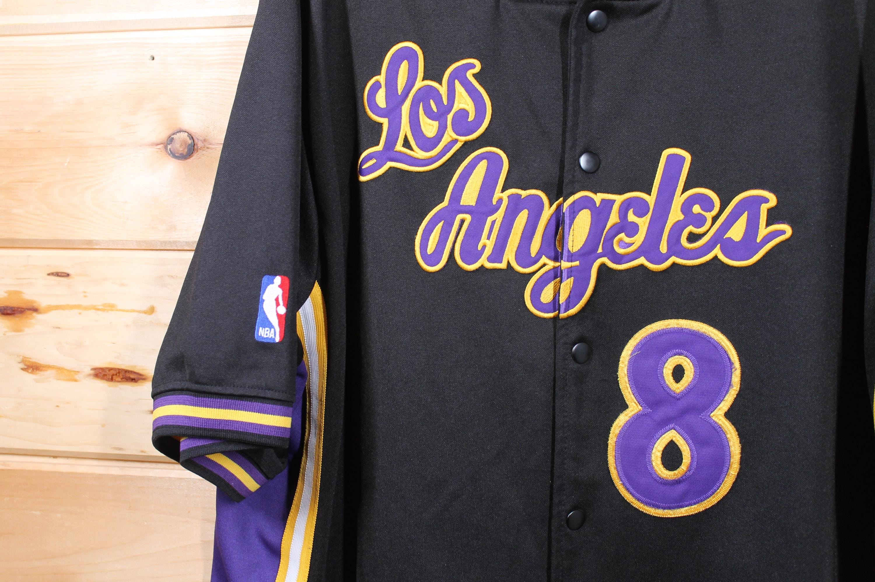 Vintage Kobe Bryant #8 Los Angeles Lakers Warm up Jersey (XXL