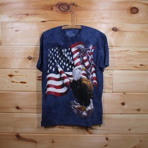 Vintage America USA Bald Eagle Blue 2001 The Mountain Marble Tie Dye T-Shirt Adult Size Medium