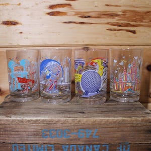 Vintage Set of 4 Disney McDonalds Drinking Collector Glasses Retro Kitchen