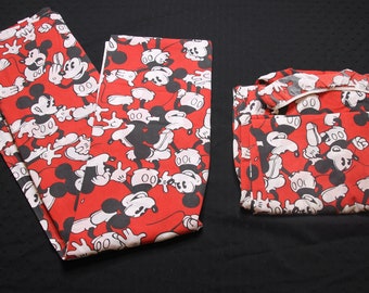 ヴィンテージ ディズニー ミッキーマウス レッド x ブラック フラット