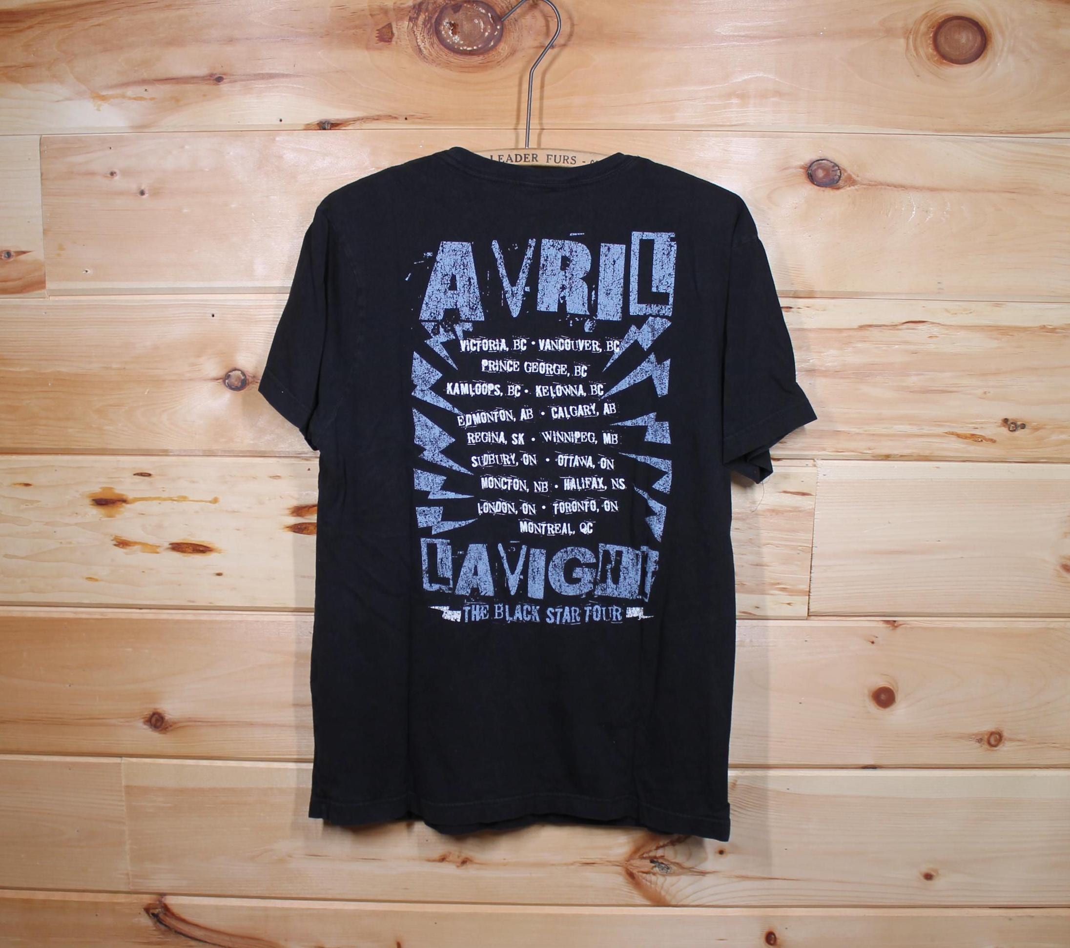 Vintage Avril Lavigne Y2K the Black Star Concert Tour T-shirt