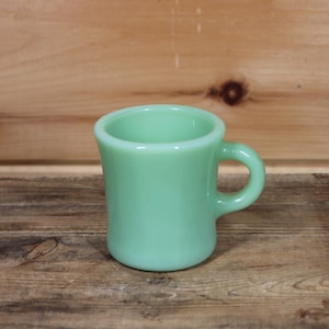 Tasse à café vintage Fire King Jadéite vert restaurant Ware C avec poignée - Décoration d'intérieur de cuisine rétro