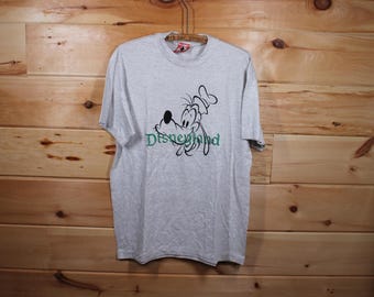 Vintage Disney Disneyland Goofy Embroidered Grey Adult T-Shirt Adult Size Large