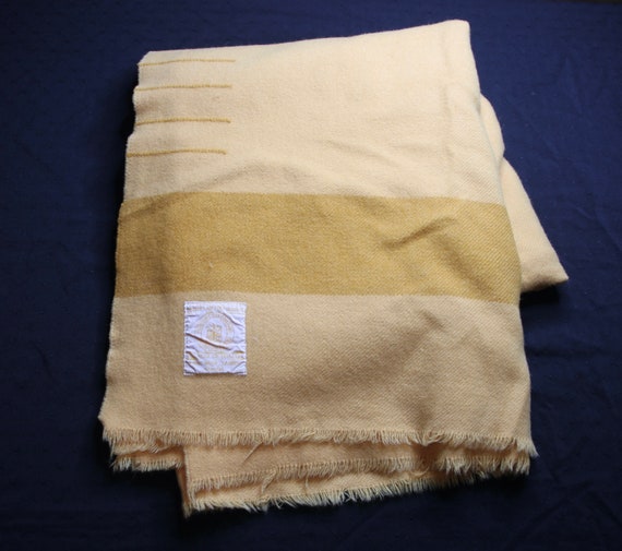Vintage 1950 s Hudson s Bay 4 Point Wool Harvest Gold Striped Blanket Made in England Etsy Canada