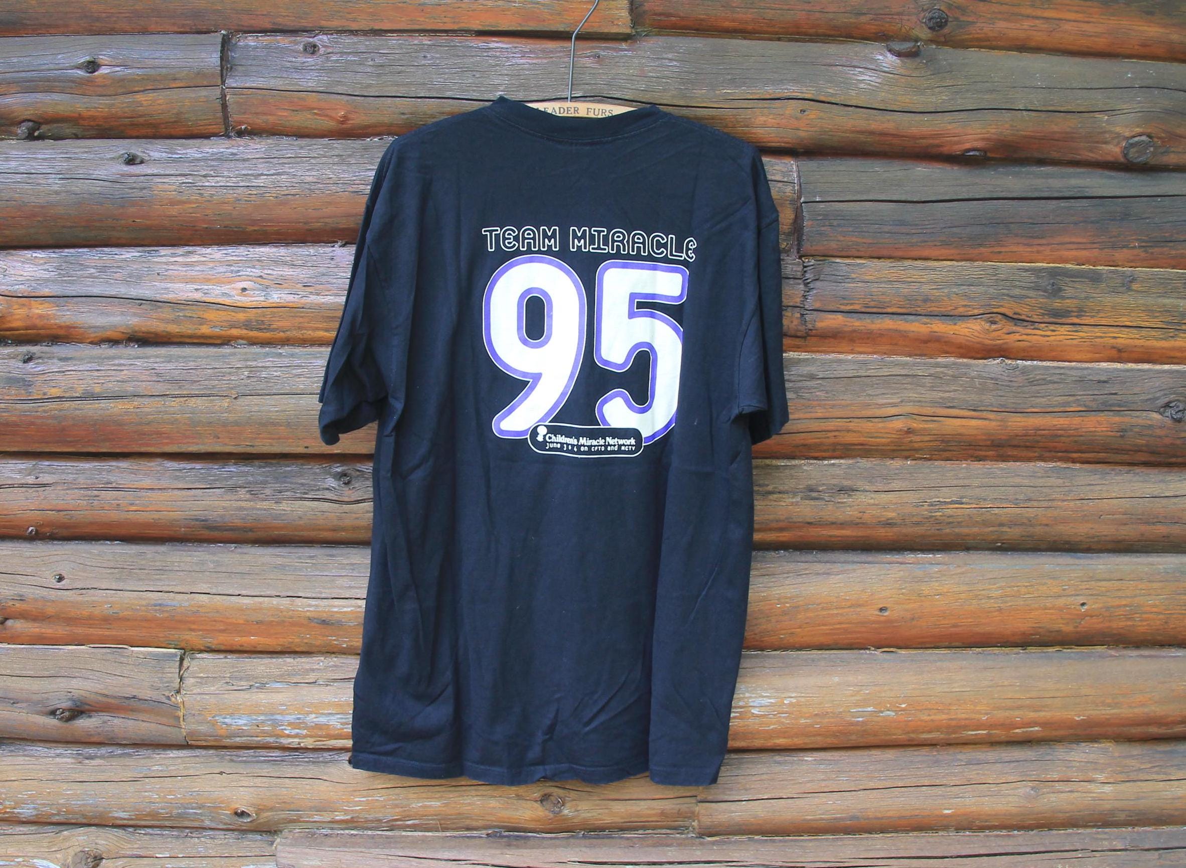 T-Shirt Vintage 1996 Children's Research Hospital Bear Wear - Taille XL, Occasion