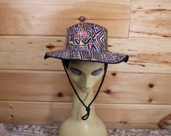Vintage World Famous All Over Print Retro Pattern Bucket Hat Adult Size Medium