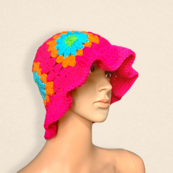 Flora Crochet Bucket Hat
