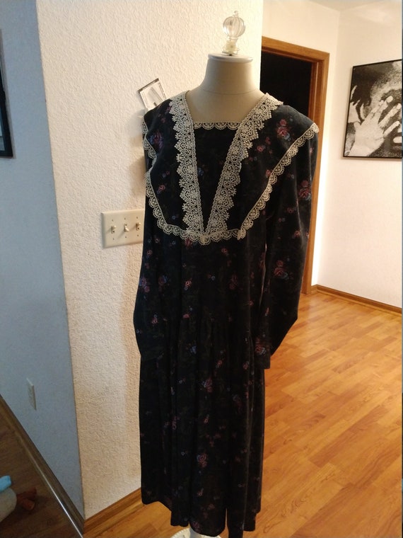 Jessica McClintock Gunne Sax