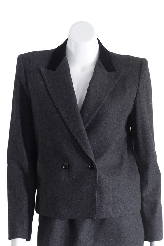 Vintage 1980s Gray Skirt Suit with Velvet Lapel b… - image 2