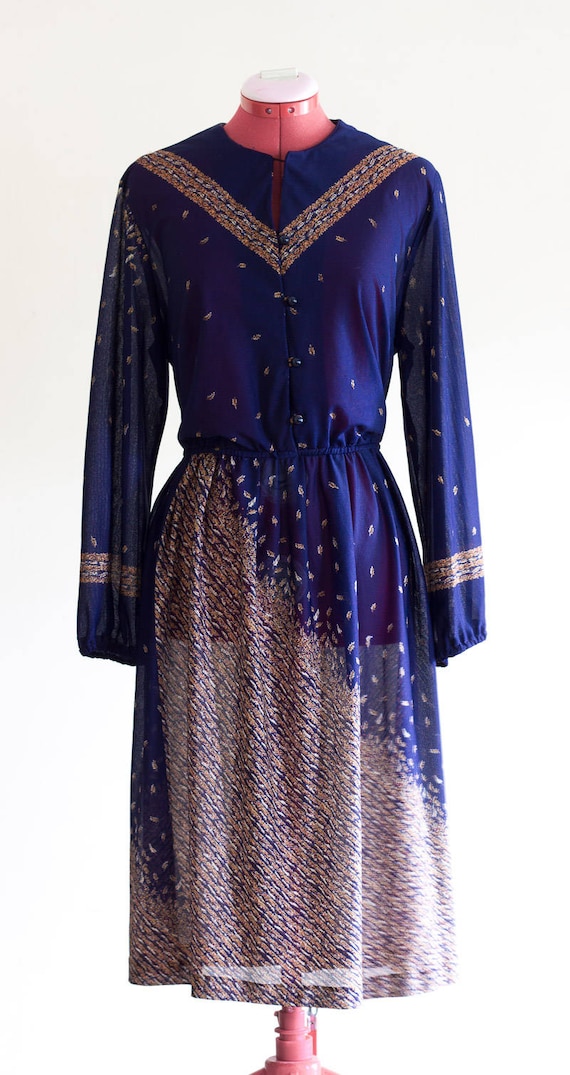 Vintage 1970s Dark Blue Belted Dress - image 10