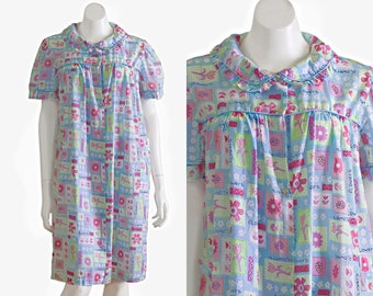 Vintage house dress with blue and pink flowers