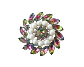 Vintage Iris Glass and Pearl Brooch