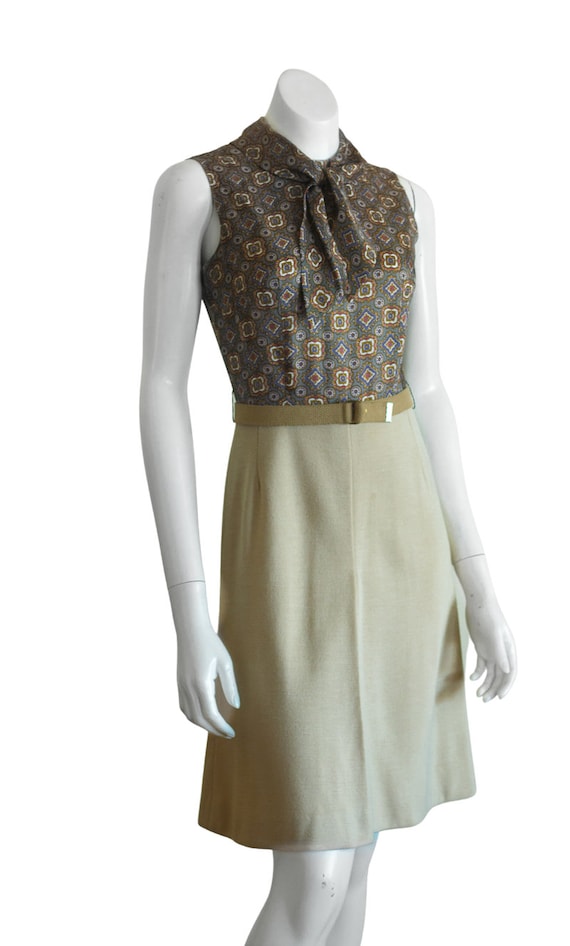 1970s sleeveless a line dress - image 3
