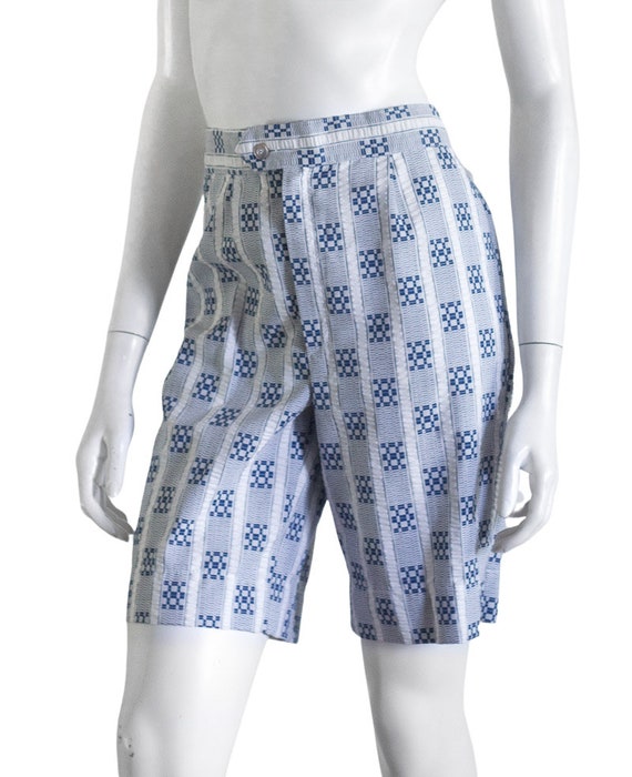 Blue and white stripe seersucker shorts - image 5