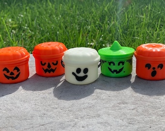 Miniature 3D Printed Halloween Nostalgia Buckets with Removable Lid and Working Handle - Now with JUMBO MINI OPTION