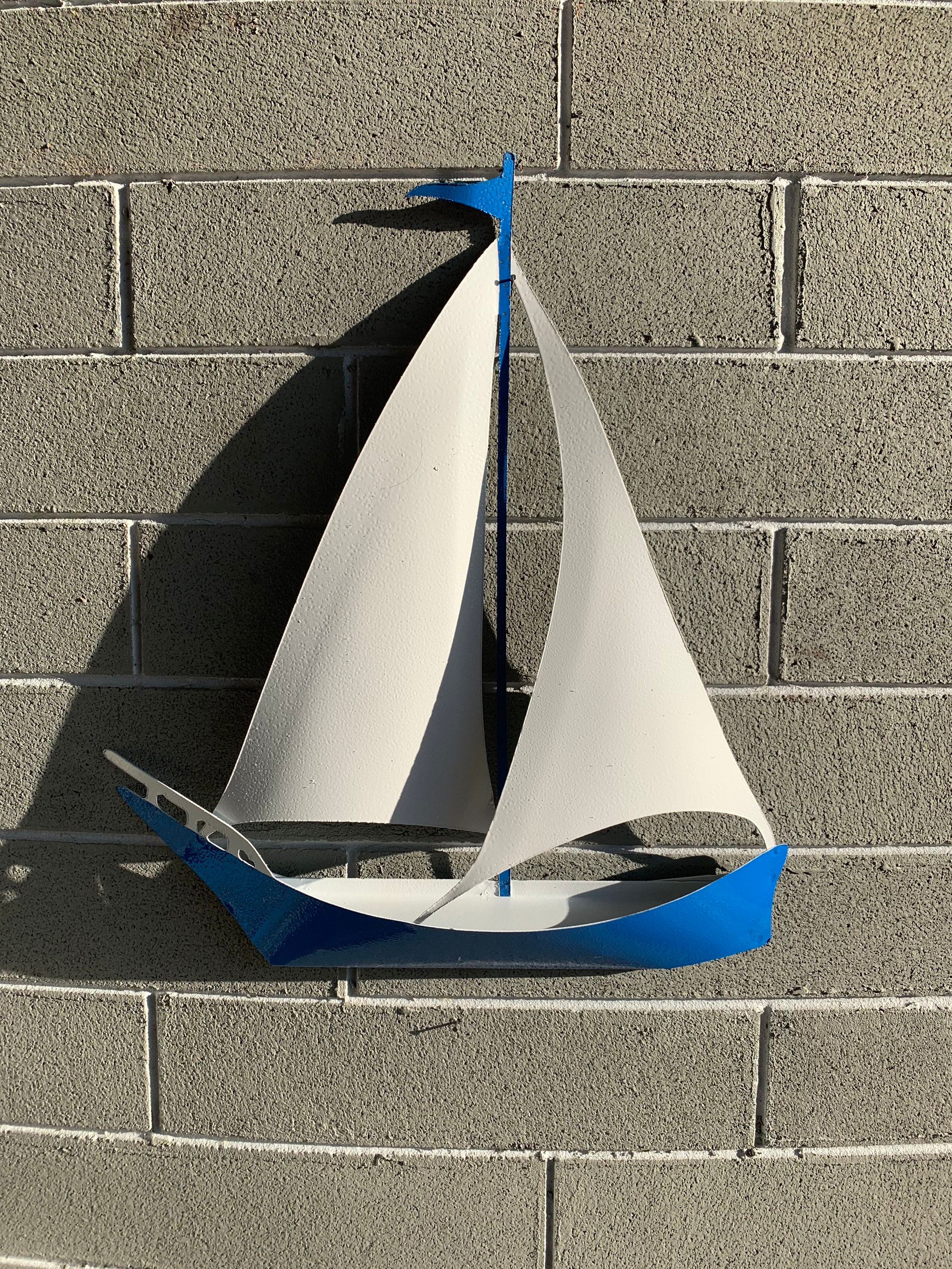 metal art sailboat
