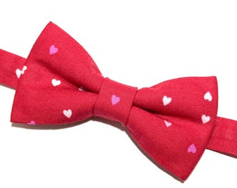 Valentine's Day Bow tie. Heart bow tie. Vday bow tie.