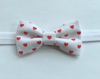 Valentine's Day Bow tie. Heart bow tie. Vday bow tie.