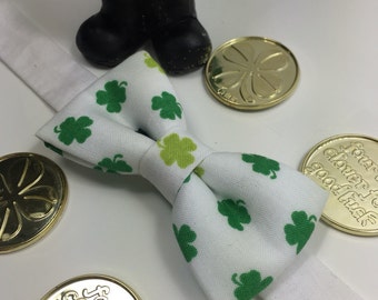 Shamrock bow tie. Clover bow tie. St Patricks day bow tie. St Patricks day baby boy bow tie. St Patricks day Adult bow tie.
