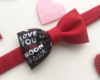 Valentine's Day Bow tie. Love you to the moon and back bow tie. Script bow tie. Heart bow tie. Vday bow tie. Red bow tie.